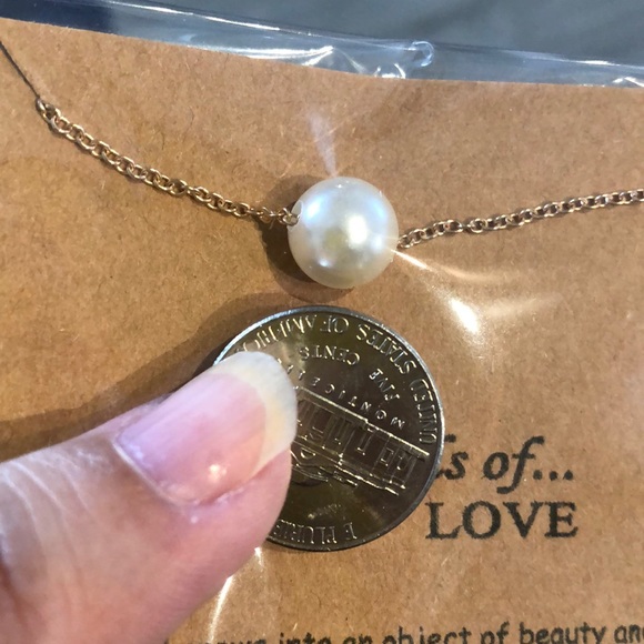 Dogeared pearl dainty necklace - Picture 6 of 6